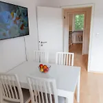 Urban Heaven - 2 Bedroom *