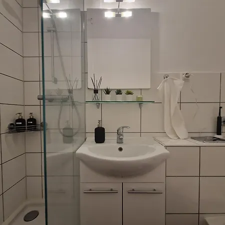 Urban Heaven - 2 Bedroom